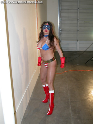 Ms. Americana VS Spunk! -- The Box II